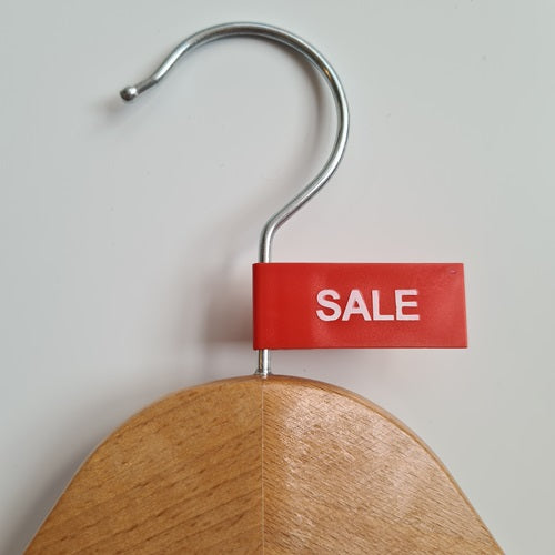 Klika - Label vaantje kunststof kleur rood SALE