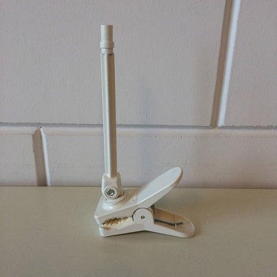 Klika - Knijper met staaf 15 cm kleur wit