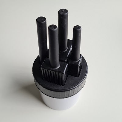 Klika - Plekolit Stiftebehälter schwarz - 4 Stifte breit, 4 Stück