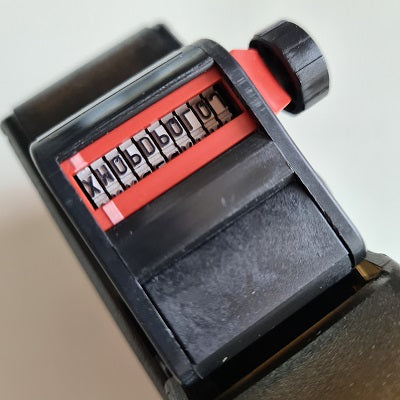 Klika - Preiszange BLITZ C10/A Druck A-Z + 0-9 2 Stück