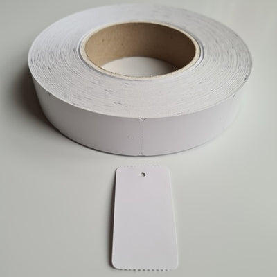 Klika - Hängeetikett auf Rolle 30x58 mm schmal 1000er Rolle 14 Stück