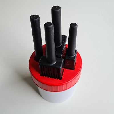 Klika -  Plekolit stiftpot rood 4 stiften breed