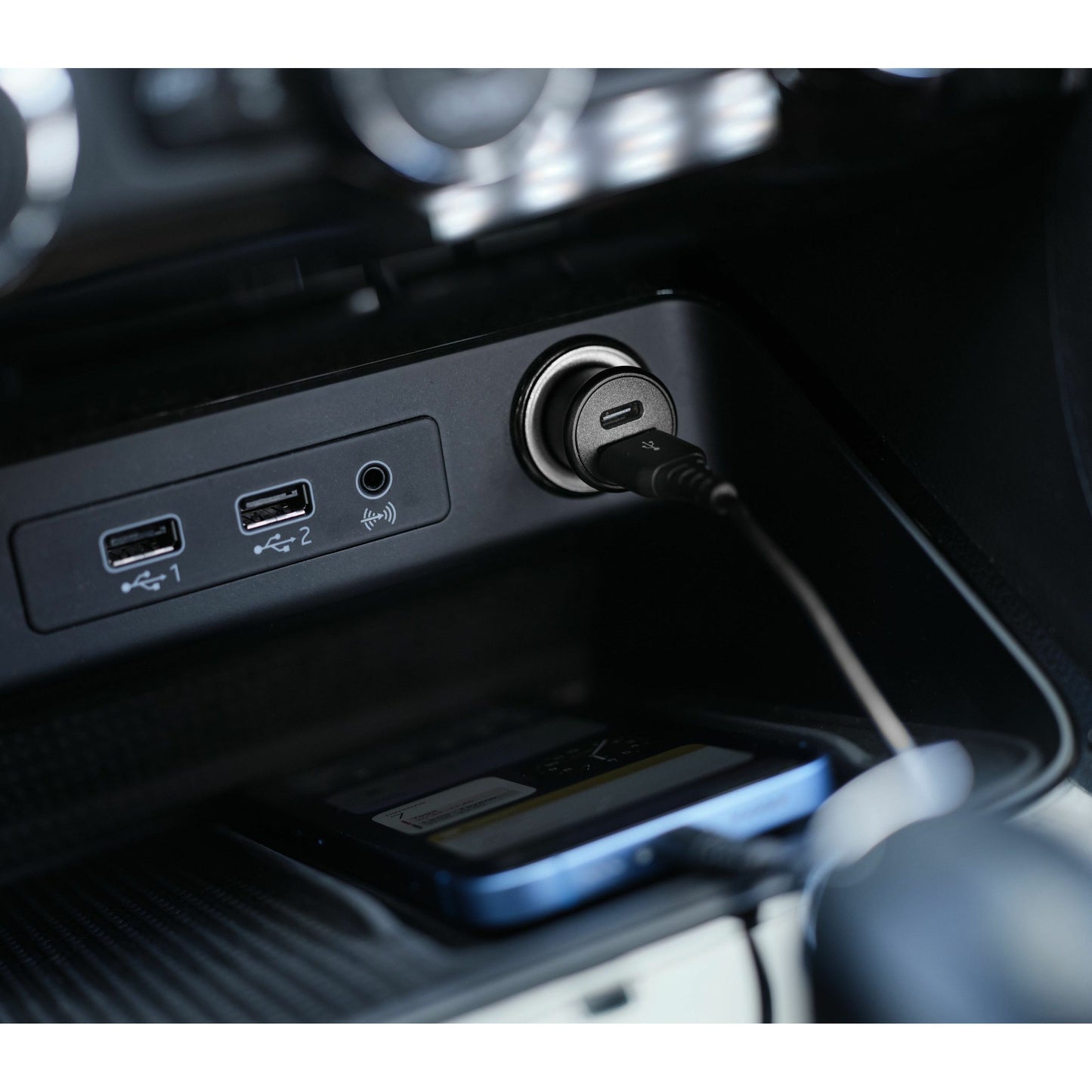 Trust - Maxo Schnellladegerät fürs Auto, 38 W, 1 x USB-A und 1 x USB-C